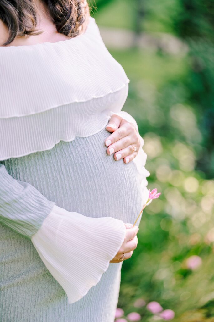 Mead Botanical Gardens Maternity Session