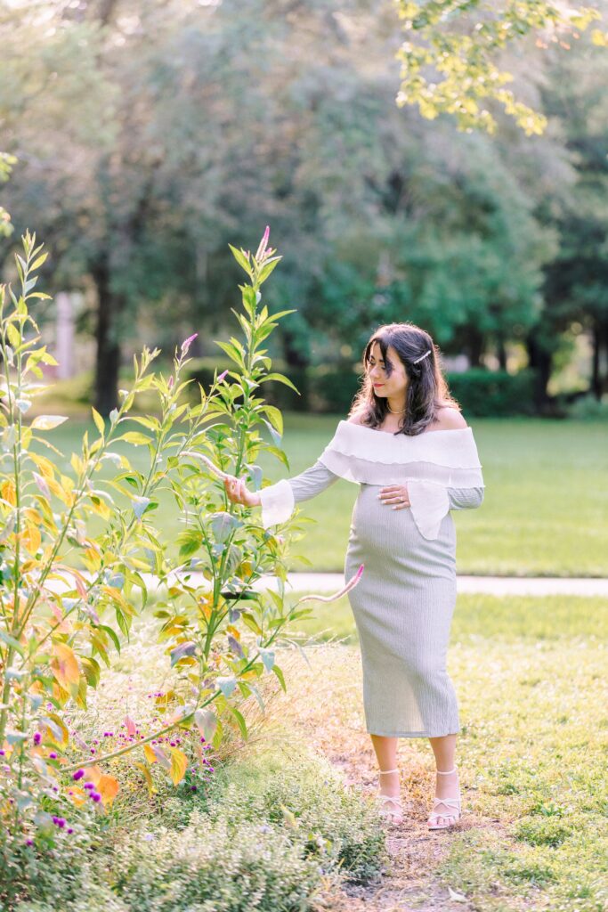 Mead Botanical Gardens Maternity Session