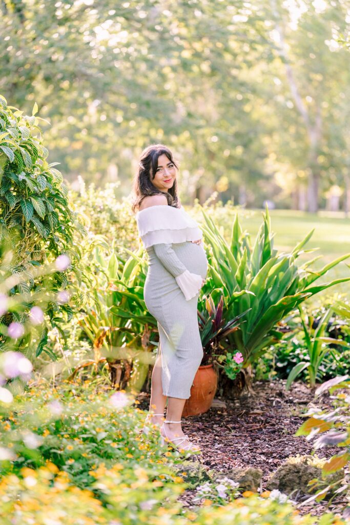 Mead Botanical Gardens Maternity Session