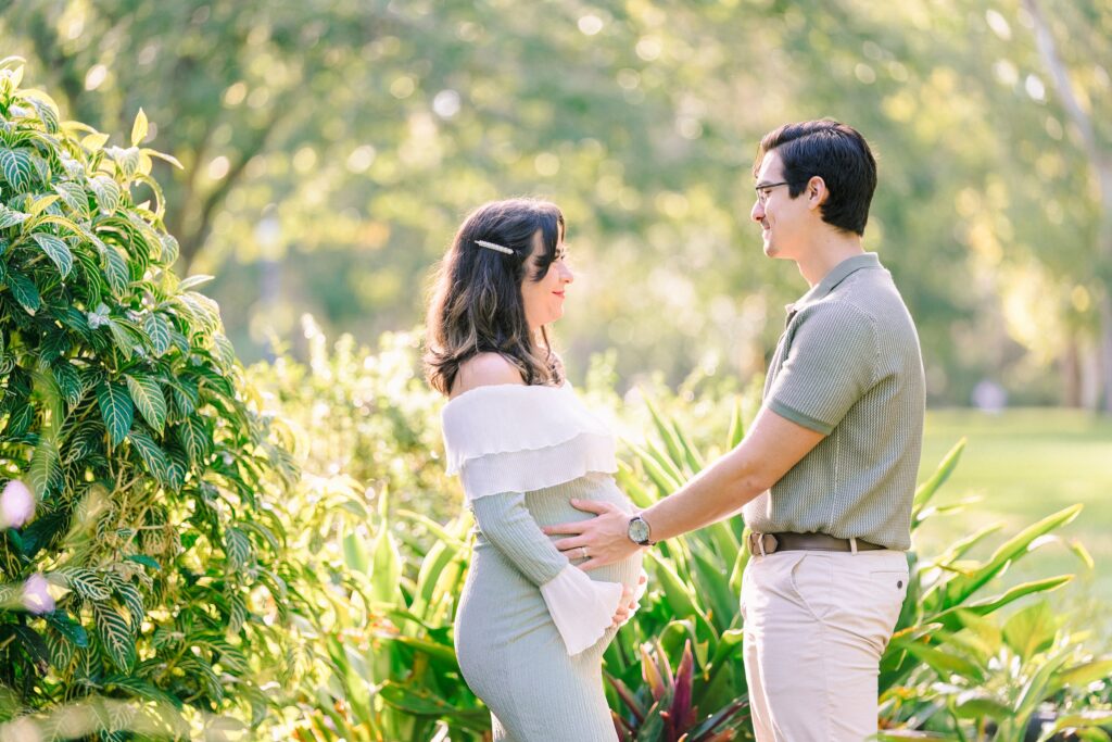 Mead Botanical Gardens Maternity Session
