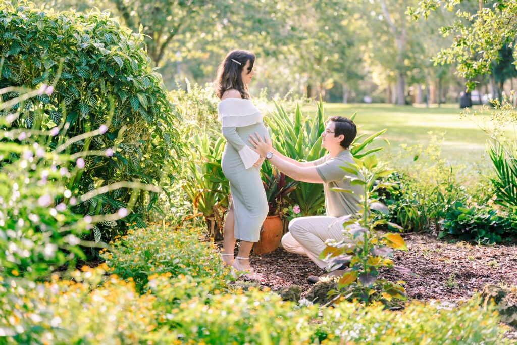 Mead Botanical Gardens Maternity Session