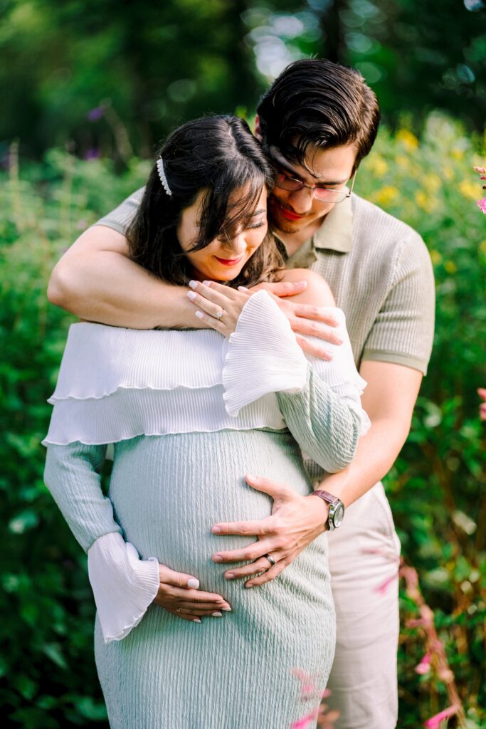 Mead Botanical Gardens Maternity Session