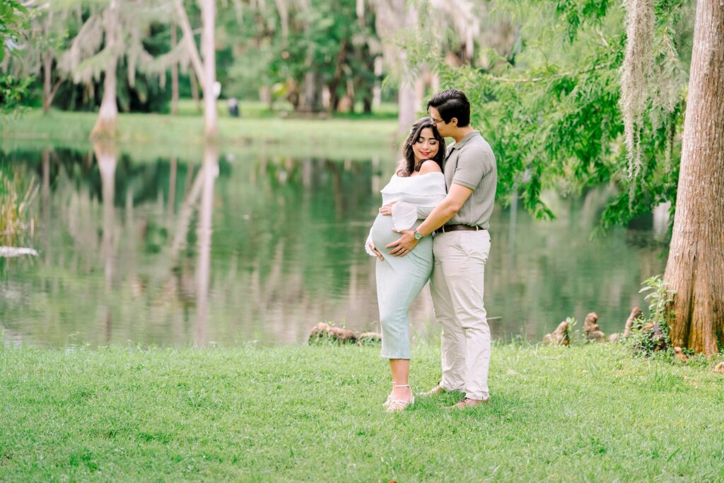 Mead Botanical Gardens Maternity Session