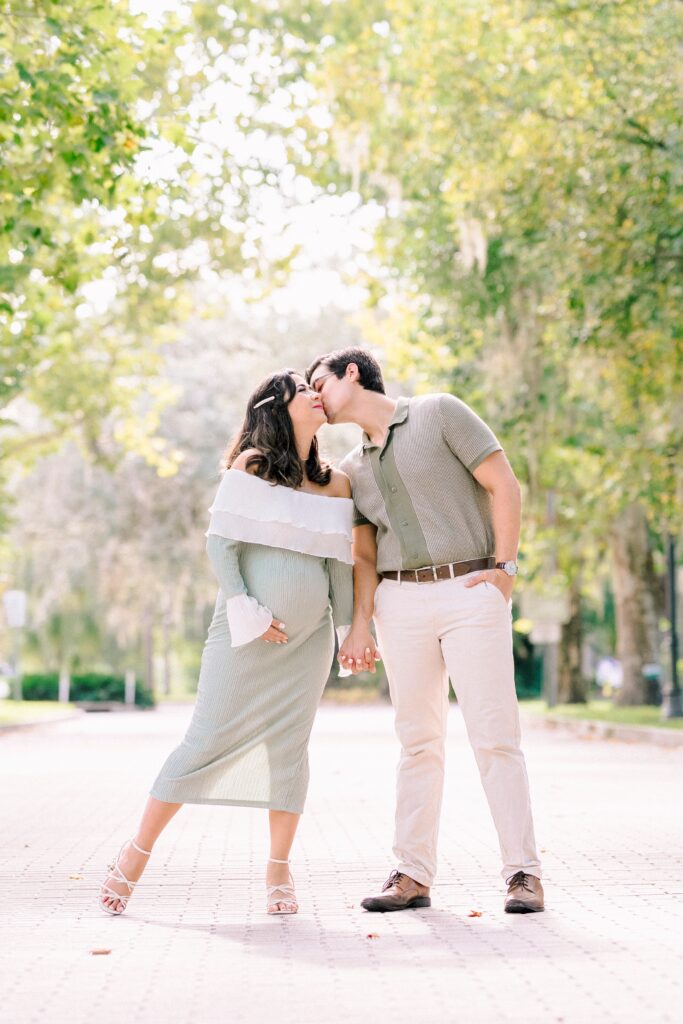 Mead Botanical Gardens Maternity Session