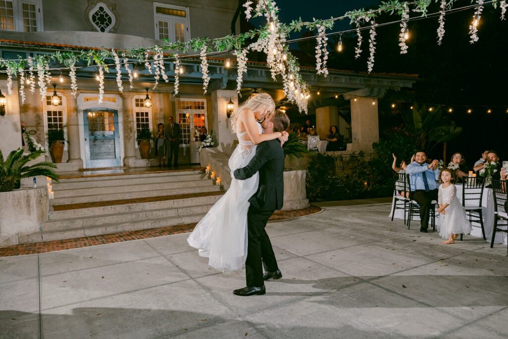 Sydonie Mansion Wedding