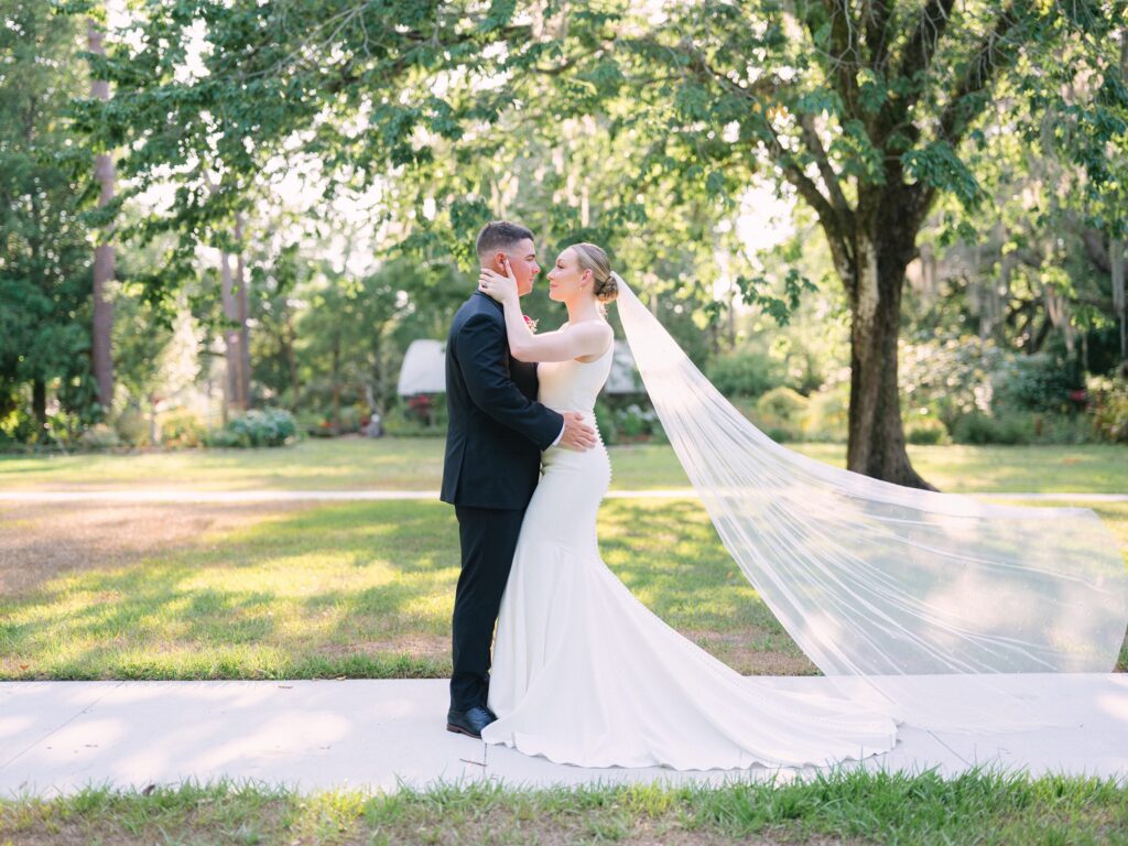 Azalea Lodge at Mead Botanical Garden Wedding Photographer