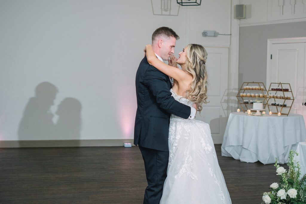 Azalea Lodge Wedding at Mead Botanical Garden Photographer