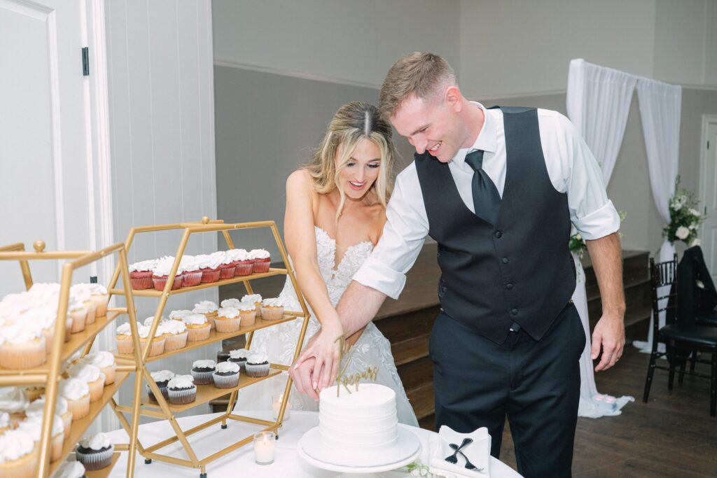 Azalea Lodge Wedding at Mead Botanical Garden Photographer